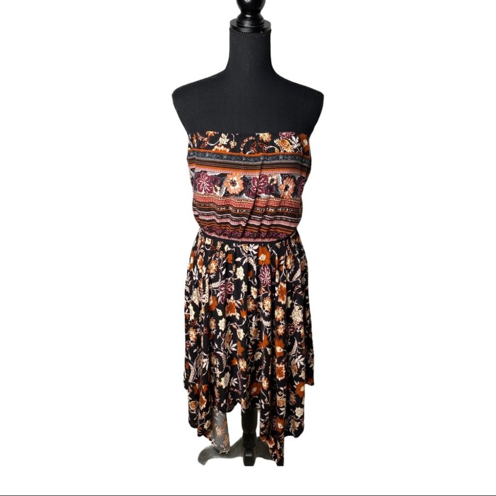 Alya Strapless Floral Handkerchief Dress Size L 💚 SALE